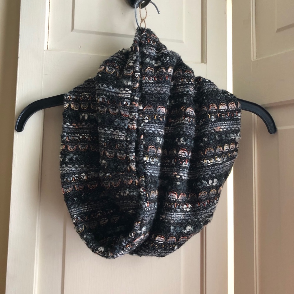 Anthropologie infinity scarf